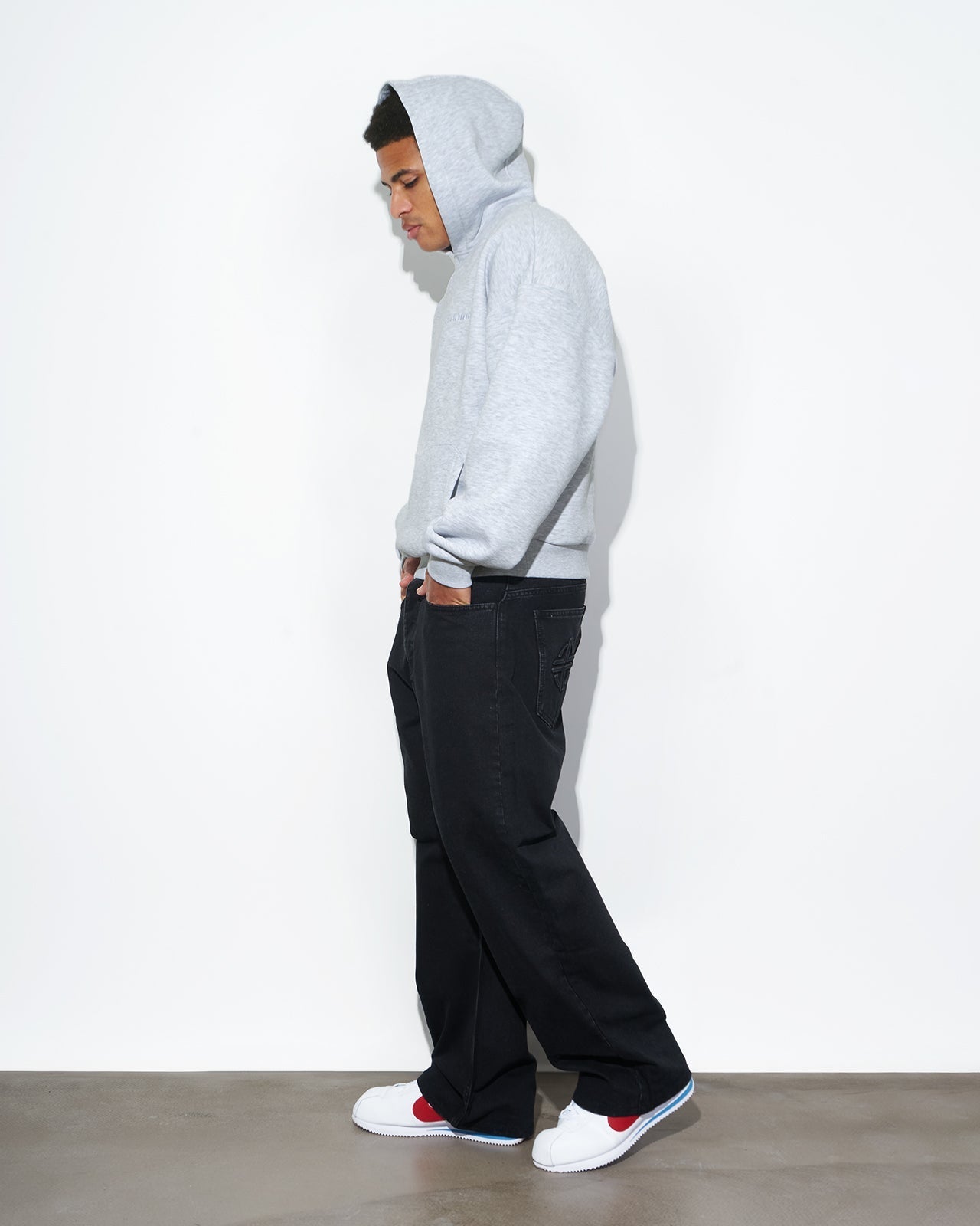 STUDIO UNOV® Denim "Basic Black"