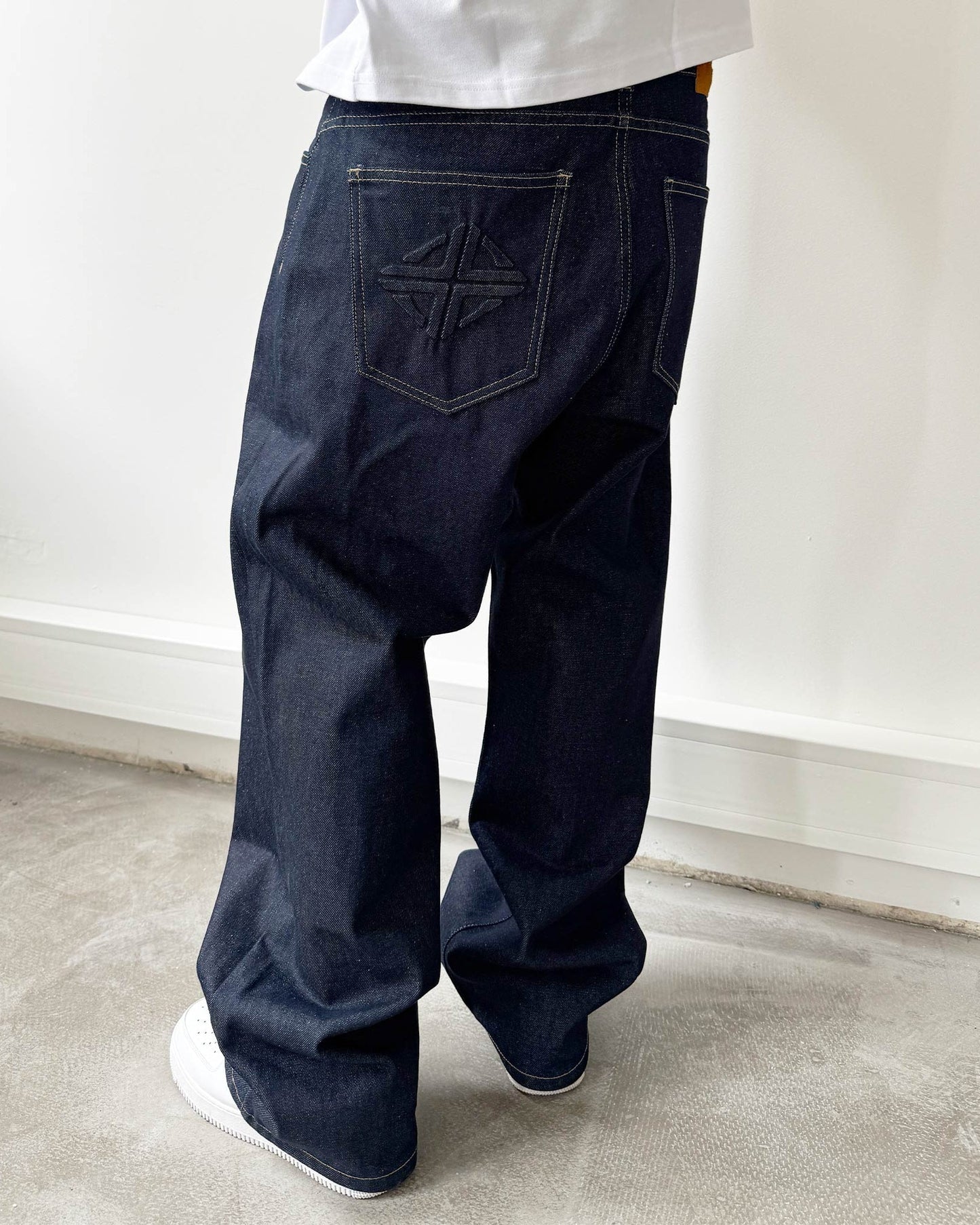 STUDIO UNOV® Denim "Raw Blue"